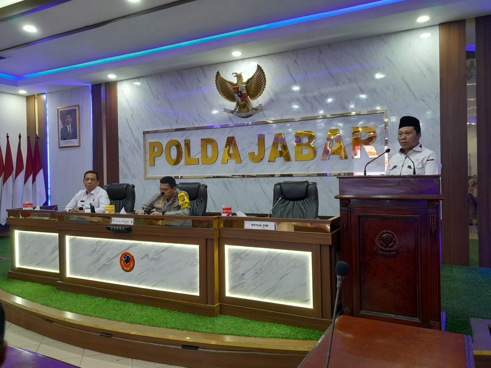 Sambangi Polda Jabar, Kompolnas Laksanakan Pengawasan Pengamanan Pasca Pemilu Serentak dan Kesiapan Operasi Ketupat Tahun 2024